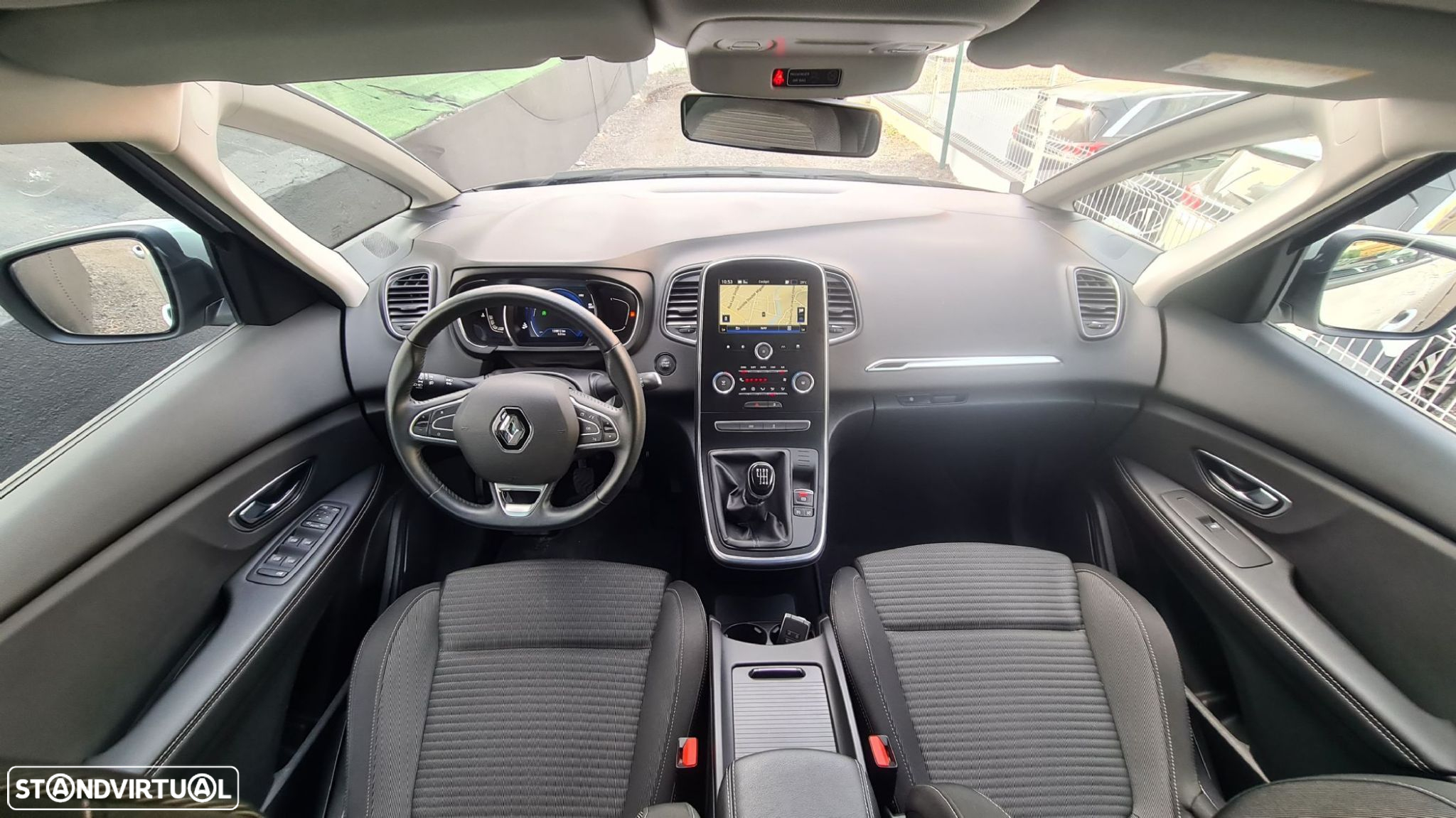 Renault Grand Scénic - 9