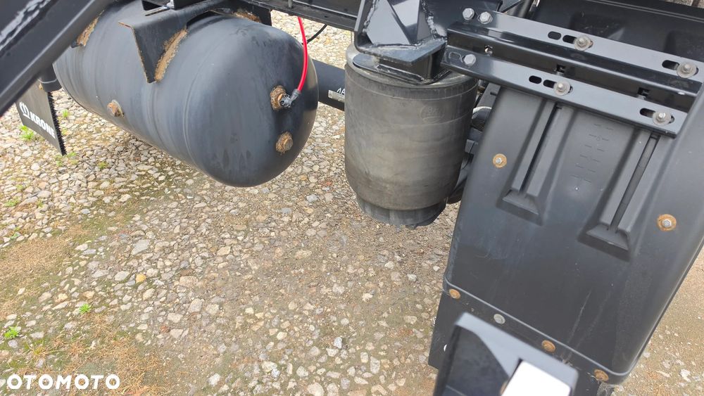 Krone 26.000zł netto 5x KRONE BDF 2022ROK OPONY 385/65R22.5 ST.bdb MOŻLIWOŚĆ TRANSPORTU - 5