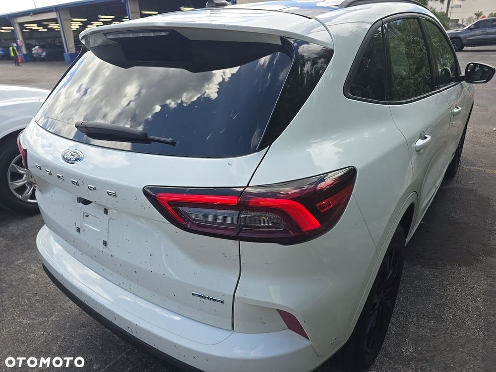 Ford Kuga 2.0 EcoBoost AWD ST-Line ASS - 4