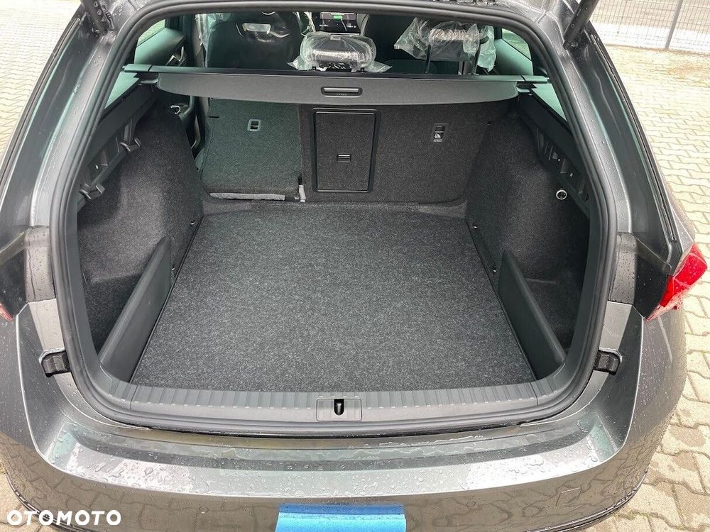 Skoda Octavia 1.5 TSI mHEV Sportline DSG - 5