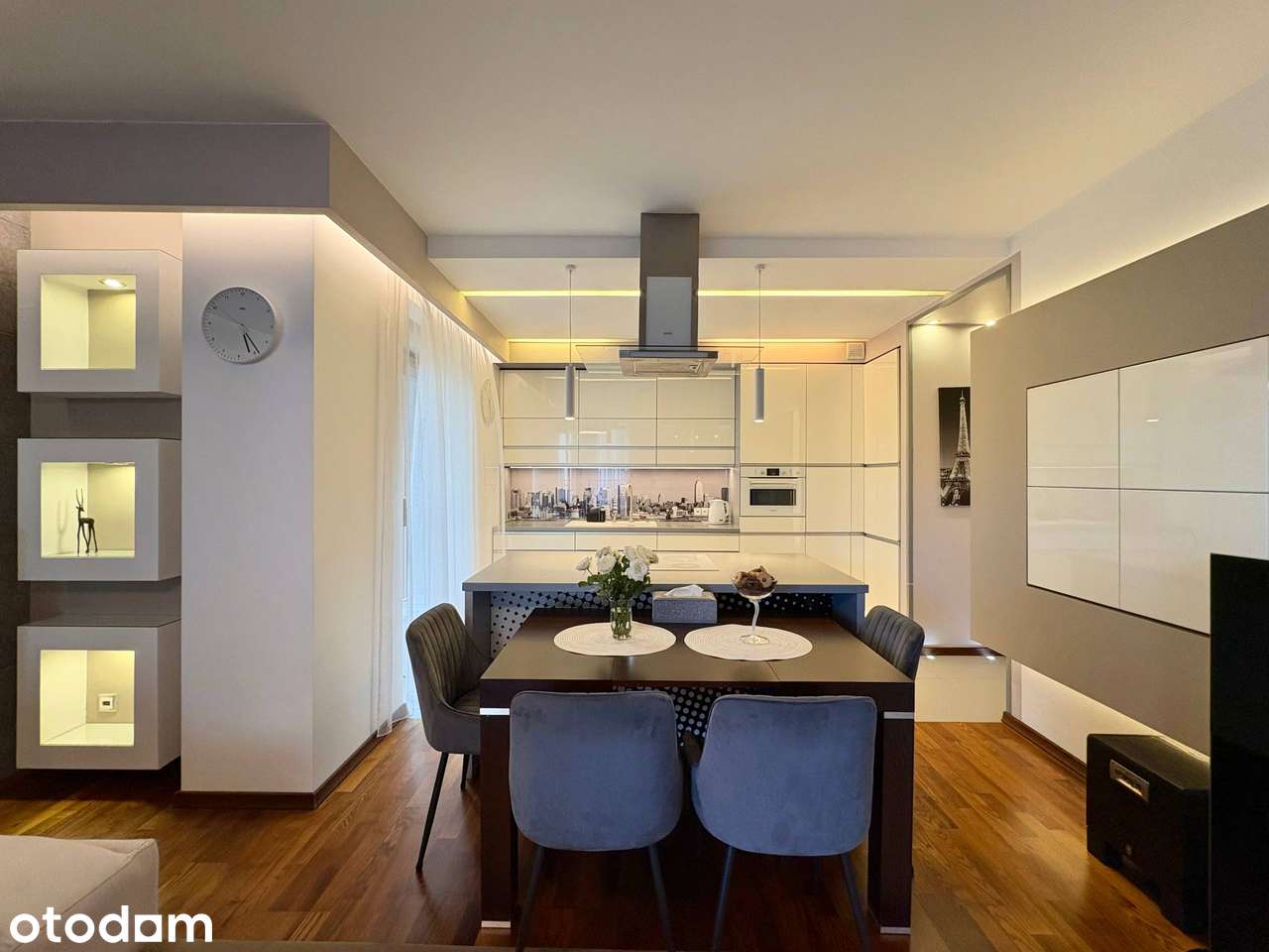 3 pokoje | 2 łazienki | Taras 17 m² | Klimatyzacja | Metro Bemowo
