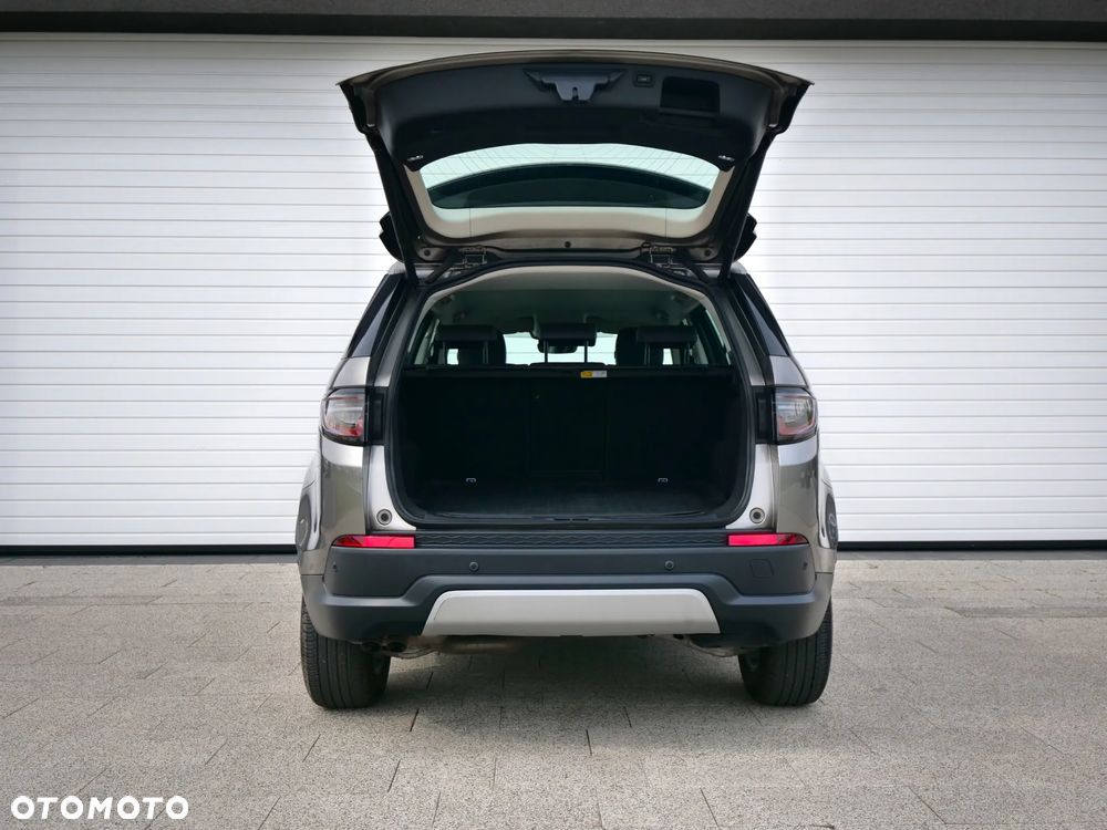 Land Rover Discovery Sport 2.0 D200 mHEV R-Dynamic SE - 19