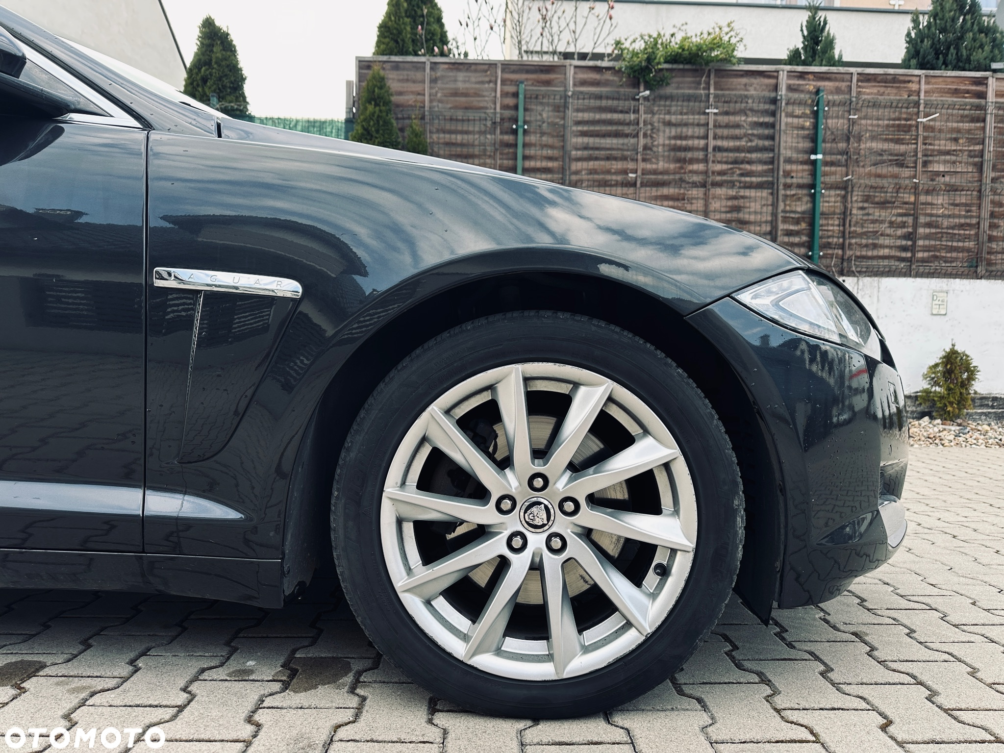 Jaguar XF 2.2 D Premium Luxury - 9