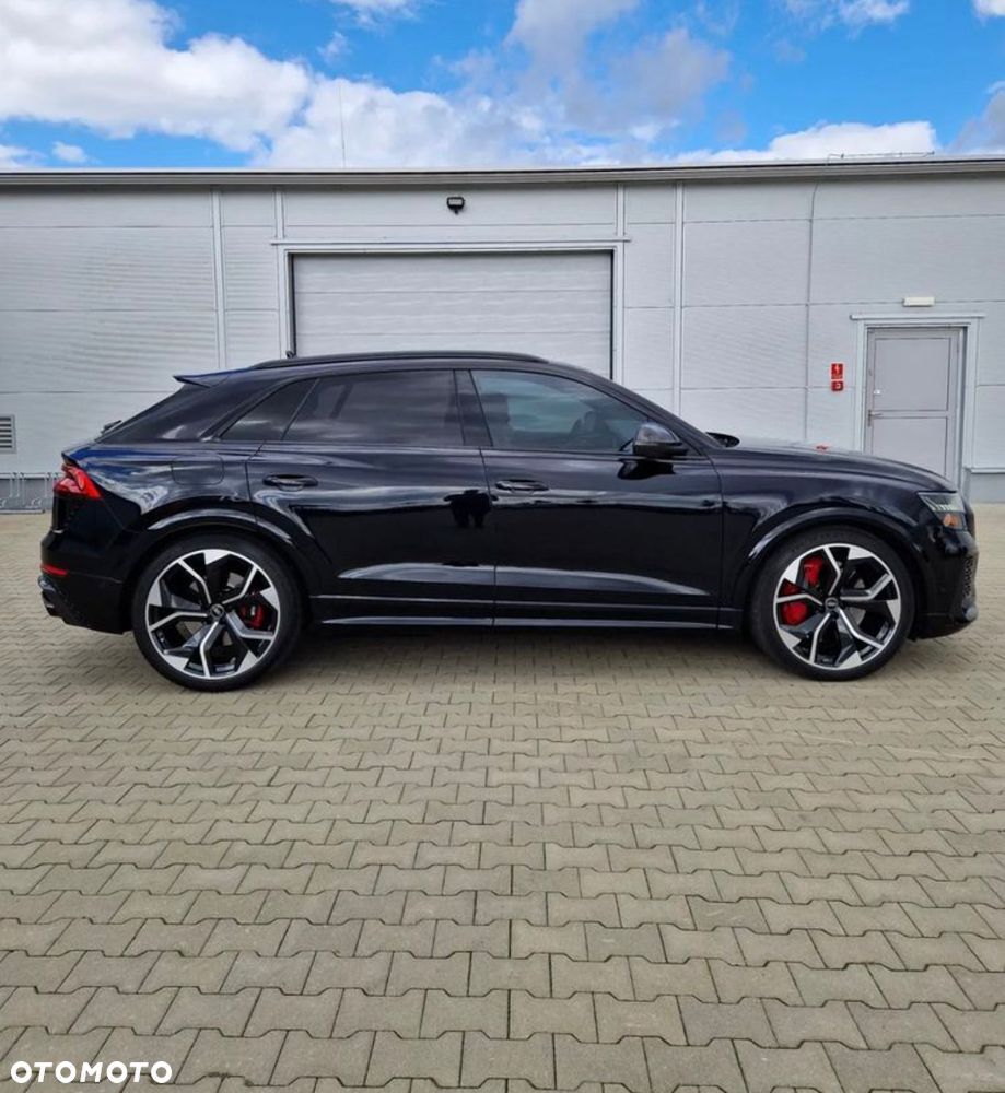 Audi RS Q8 - 7