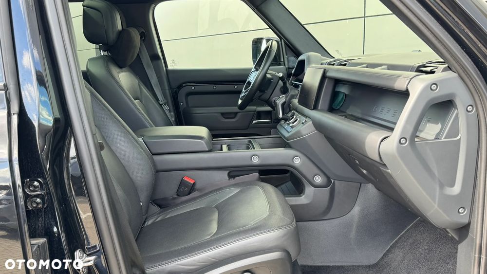 Land Rover Defender 2.0 P400e PHEV X-Dynamic SE - 15