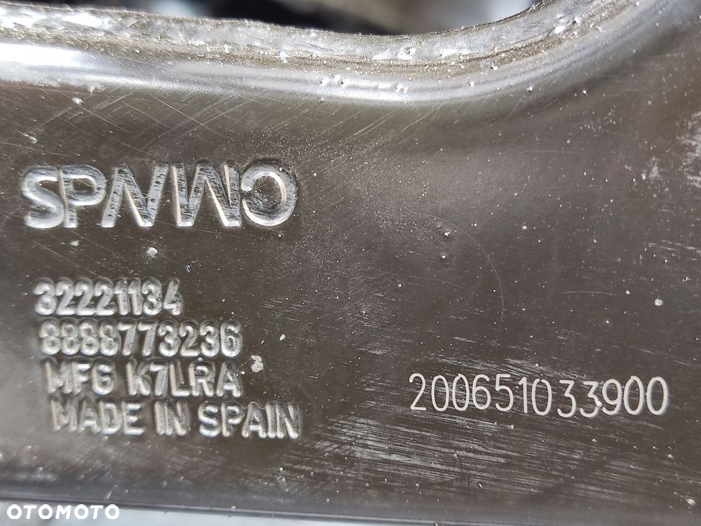 VOLVO XC40 2.0T T4 17-21r Zwrotnica Piasta Wahacz Zawieszenie Tył Prawy - 5