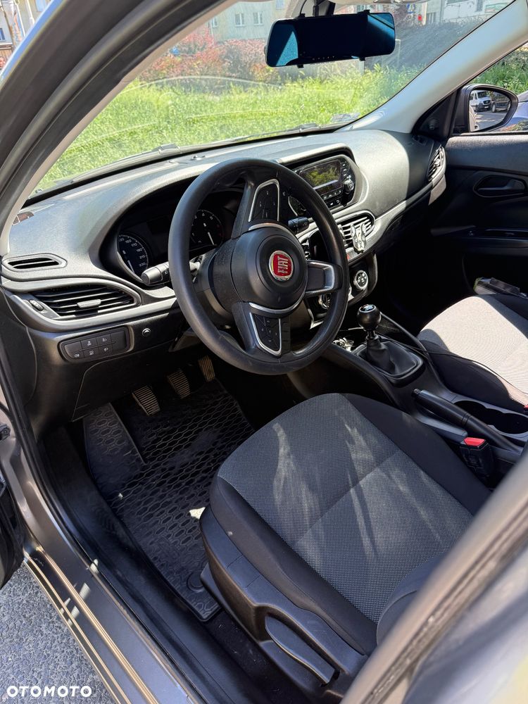 Fiat Tipo 1.4 16v Lounge EU6d - 13
