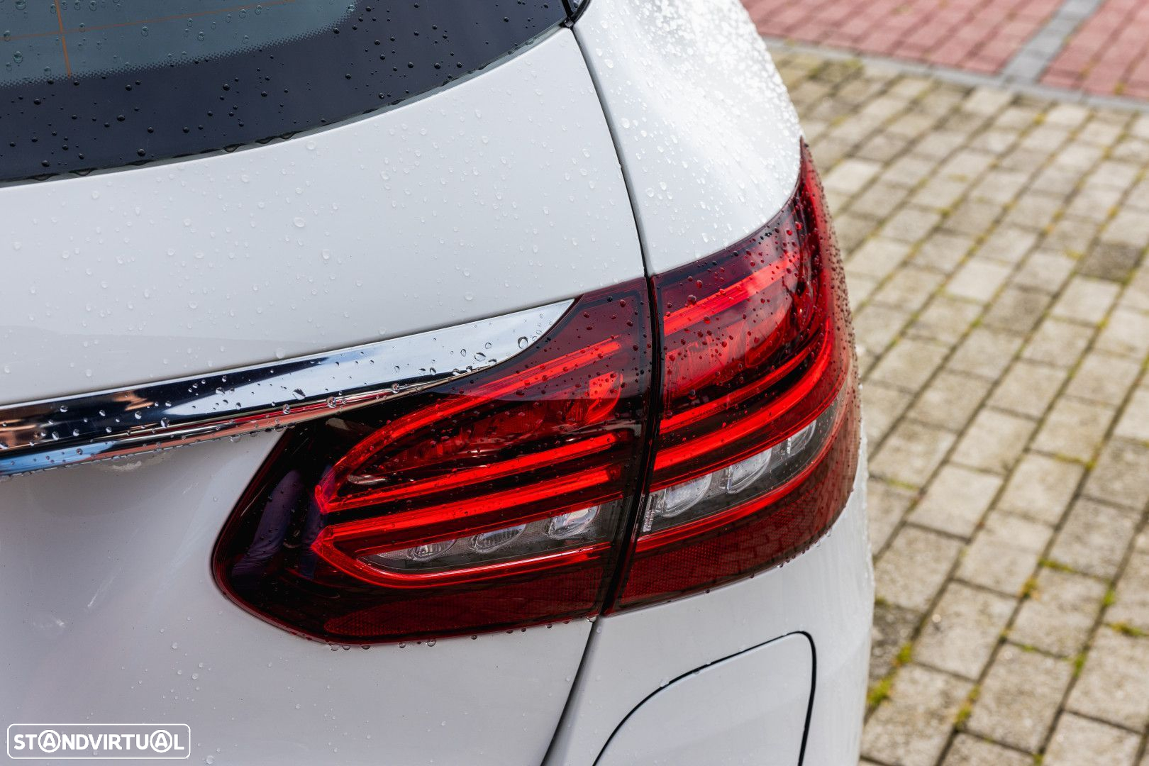 Mercedes-Benz C 300 - 11