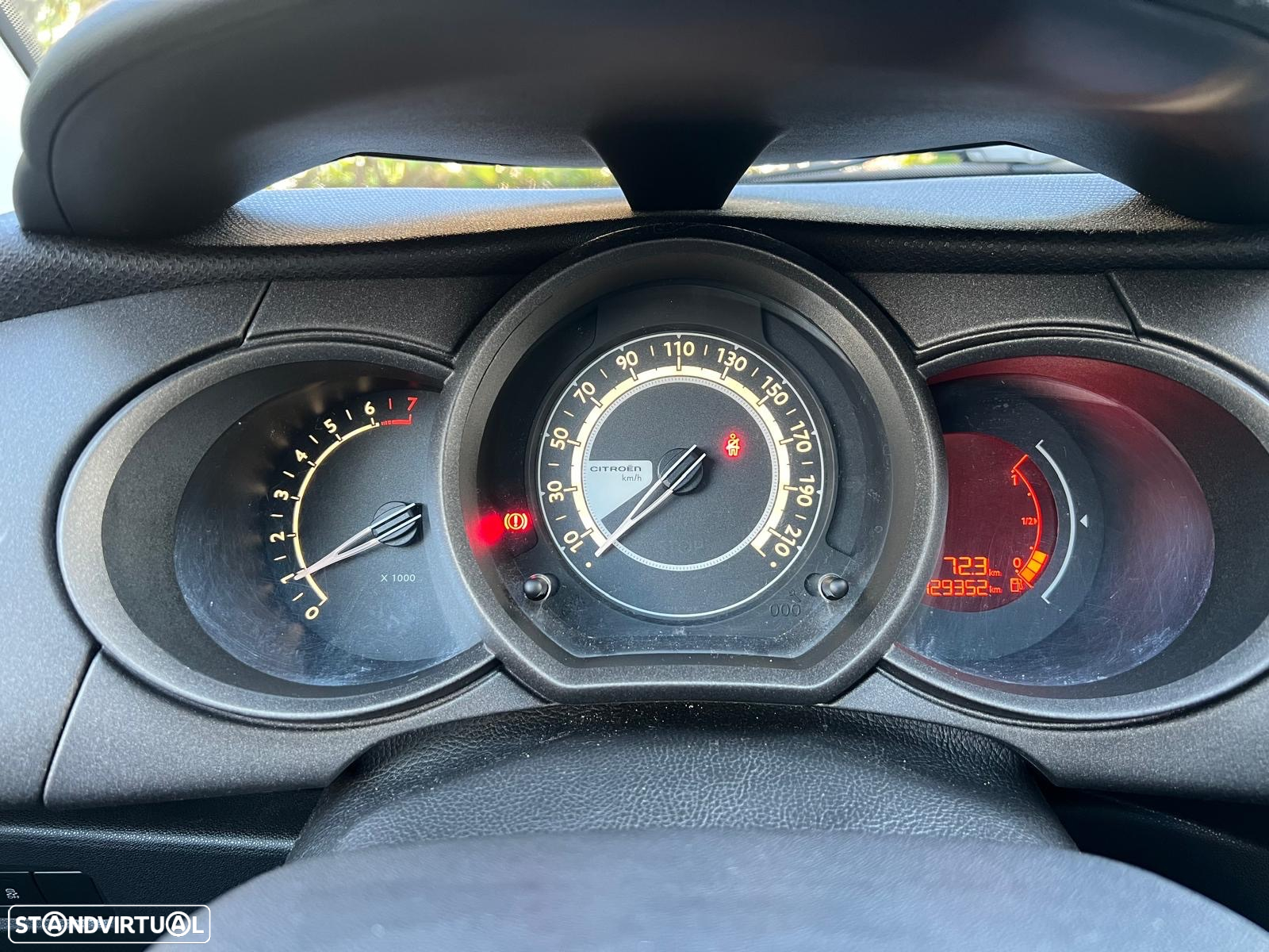Citroën C3 1.2 PureTech Attraction - 9