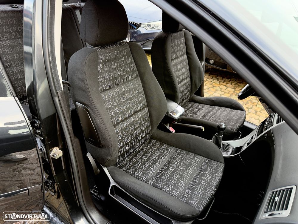 Peugeot 307 1.4 HDi XS - 48