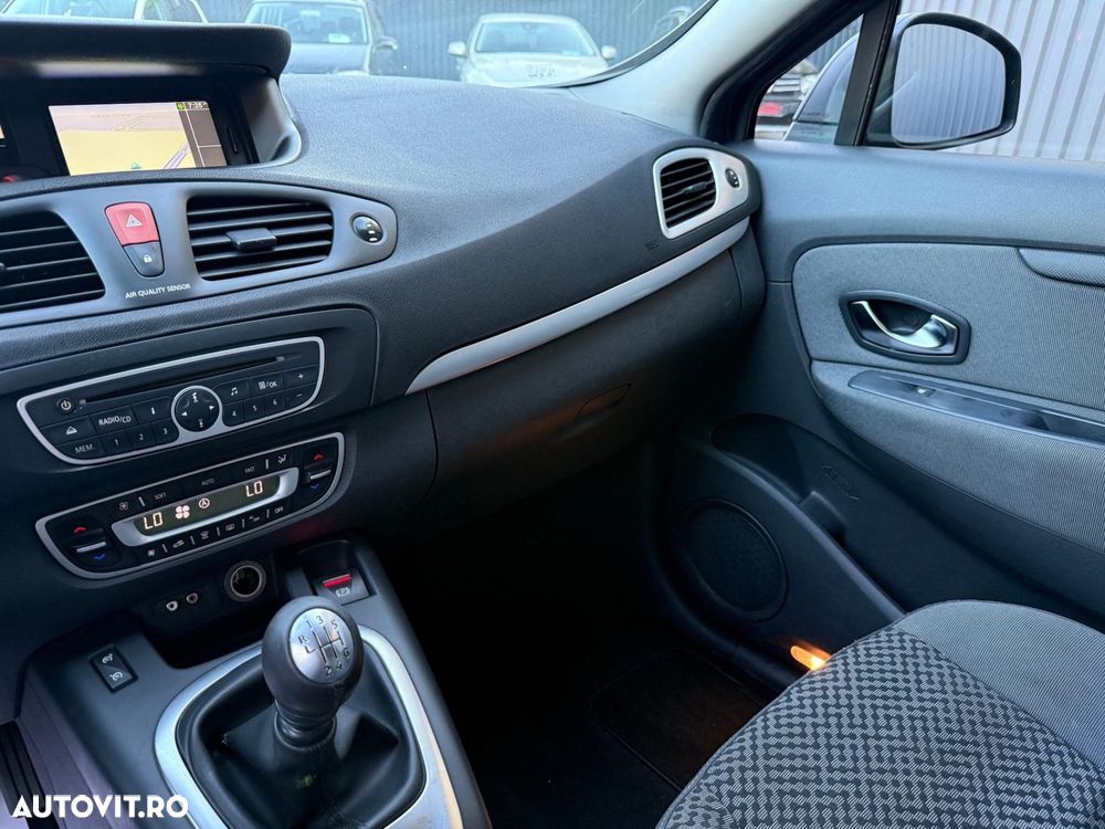 Renault Scenic - 7
