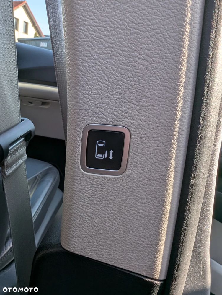 Chrysler Pacifica - 20