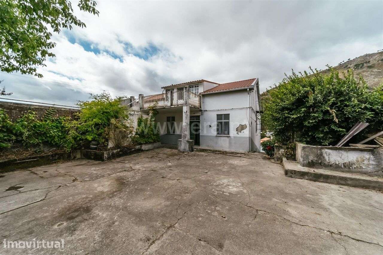 Moradia Isolada T6 / Covilhã, Vila do Carvalho - Grande imagem: 4/20
