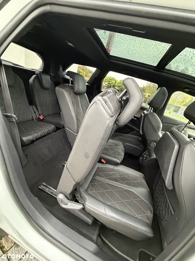 Peugeot 5008 - 8