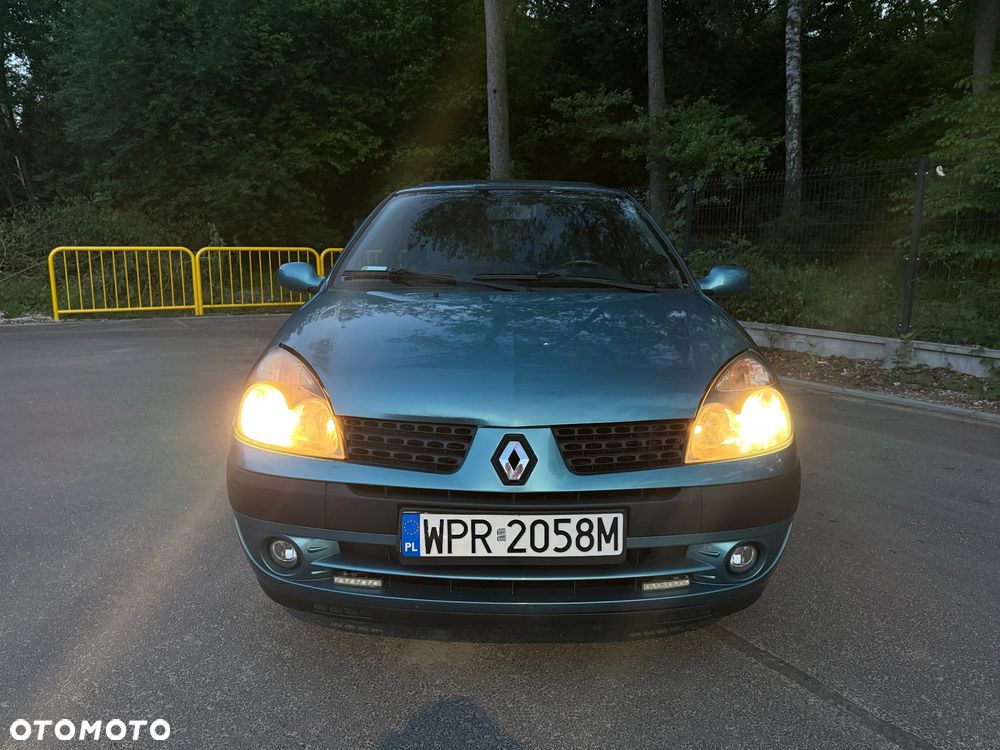 Renault Clio 1.2 16V Confort Privilege - 7
