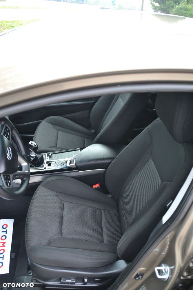 Hyundai i40 i40cw 1.6 Fifa World Cup Edition - 23