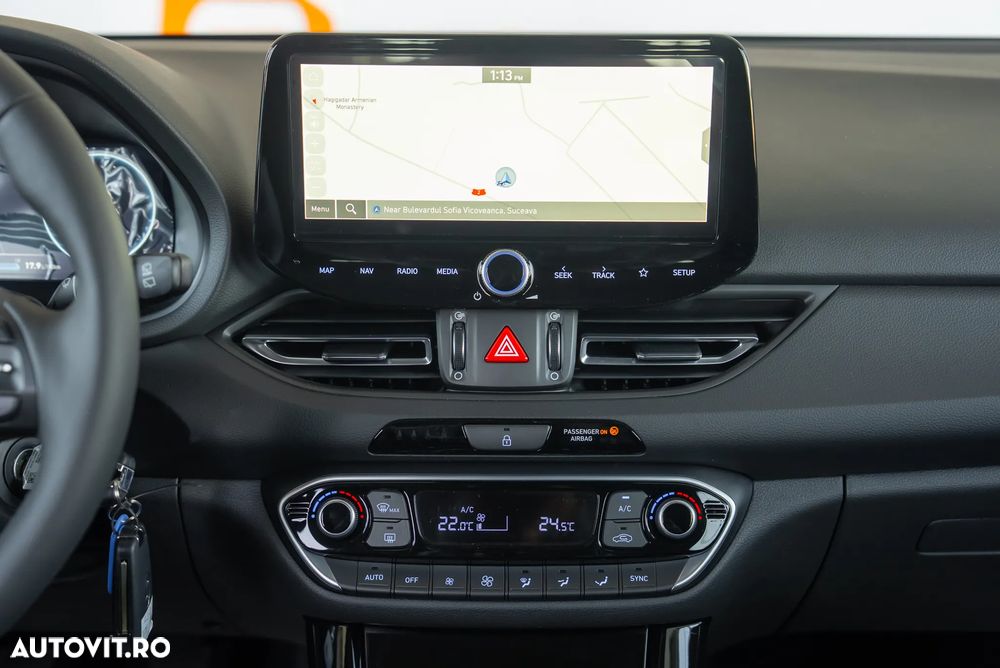 Hyundai i30 1.5 96CP M/T Highway - 15