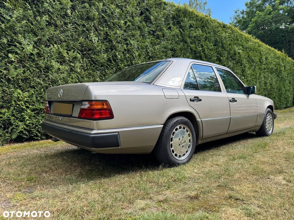 Mercedes-Benz W124 (1984-1993) - 5