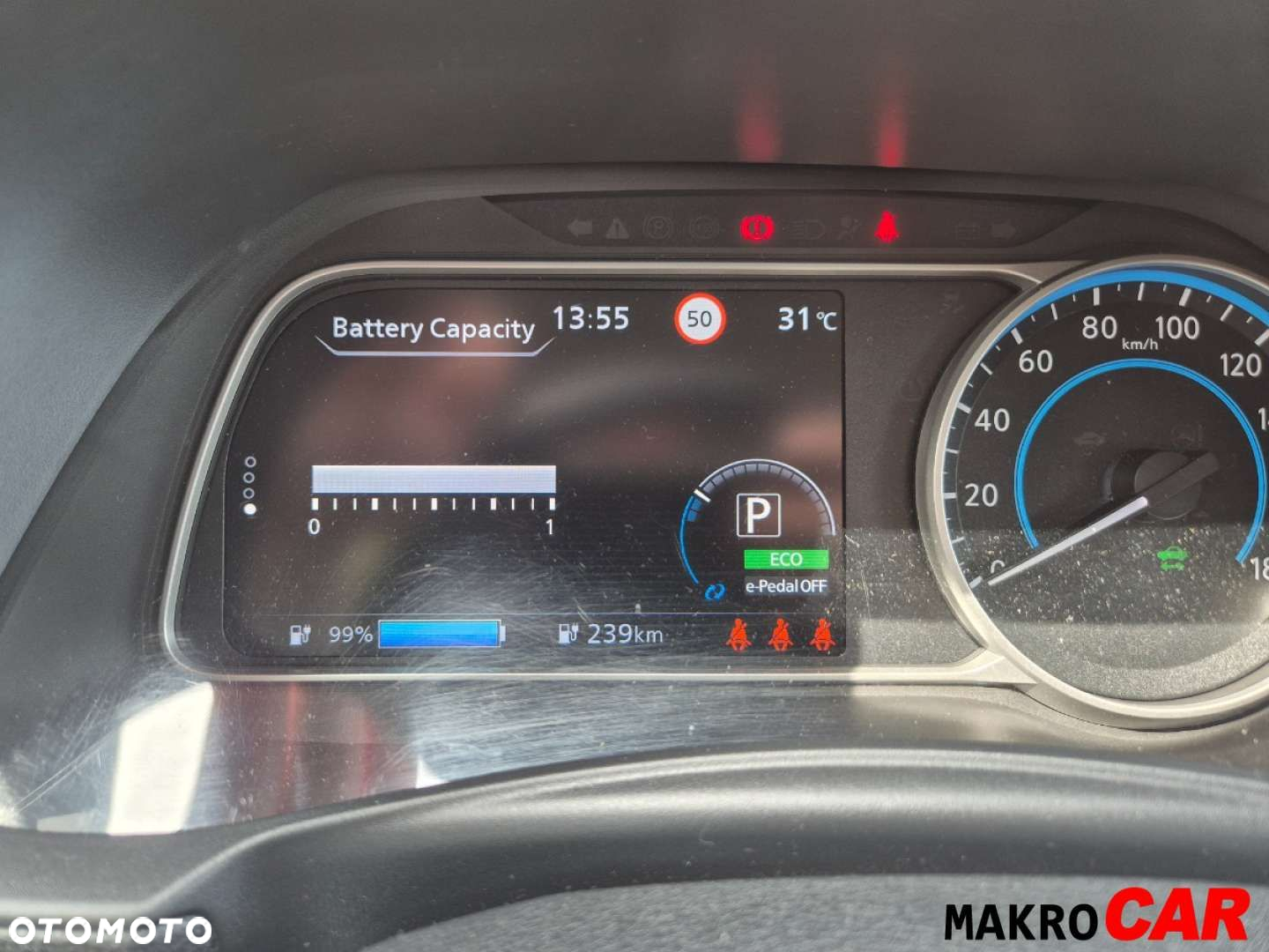 Nissan Leaf - 14