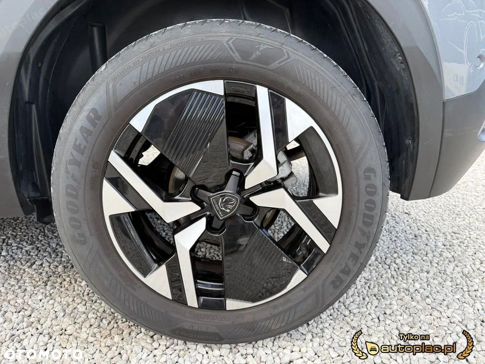 Peugeot 2008 - 11