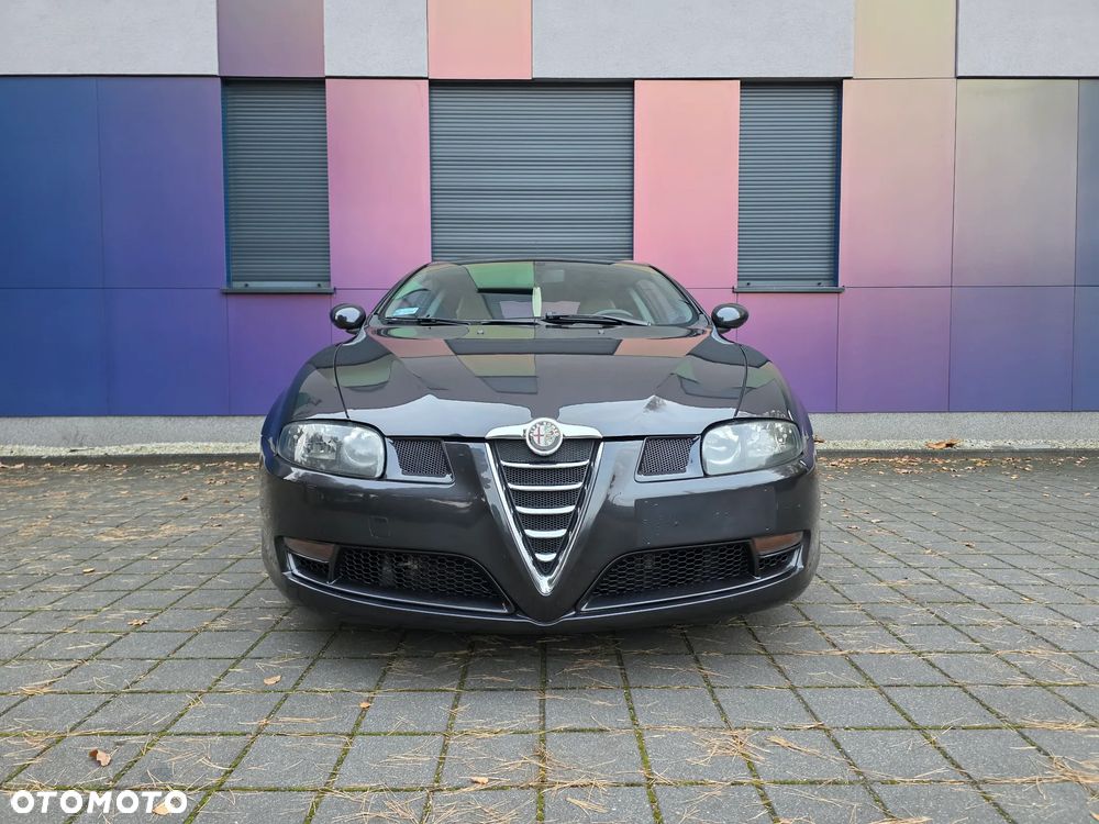Alfa Romeo GT - 21