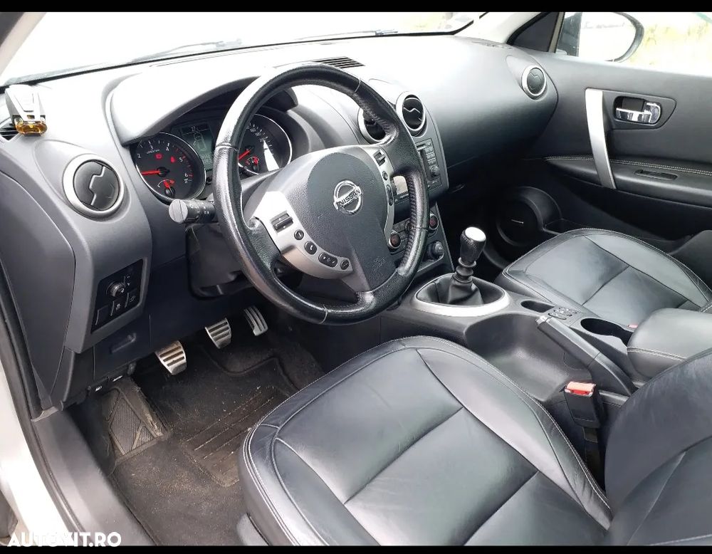 Nissan Qashqai 1.6 DCI Start/Stop Tekna - 9
