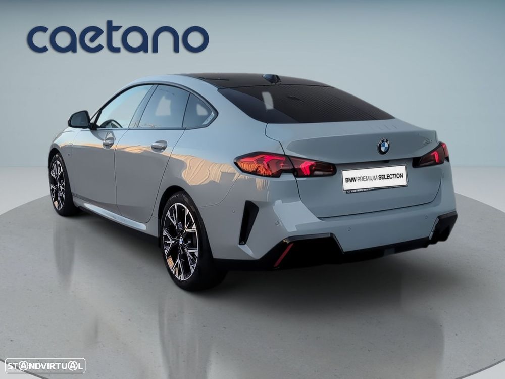BMW 220 Pack Desportivo M — fotografia 6