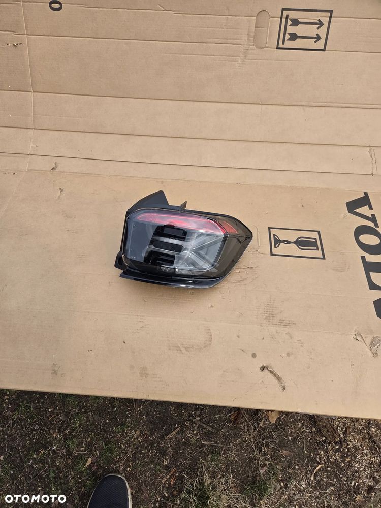 lampa prawa prawy tylna tył Jeep Avenger 52170736 0052170736 68664747AA - 11