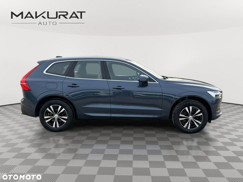 Volvo XC 60 T4 Momentum Pro - 9