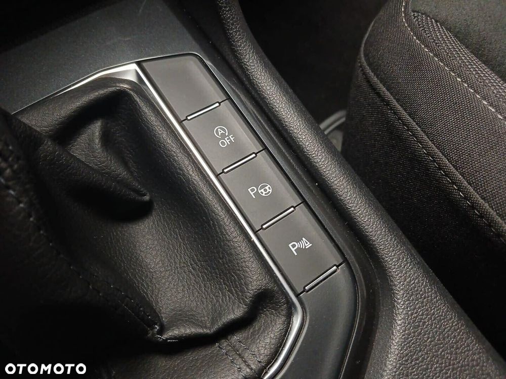 Volkswagen Tiguan - 17