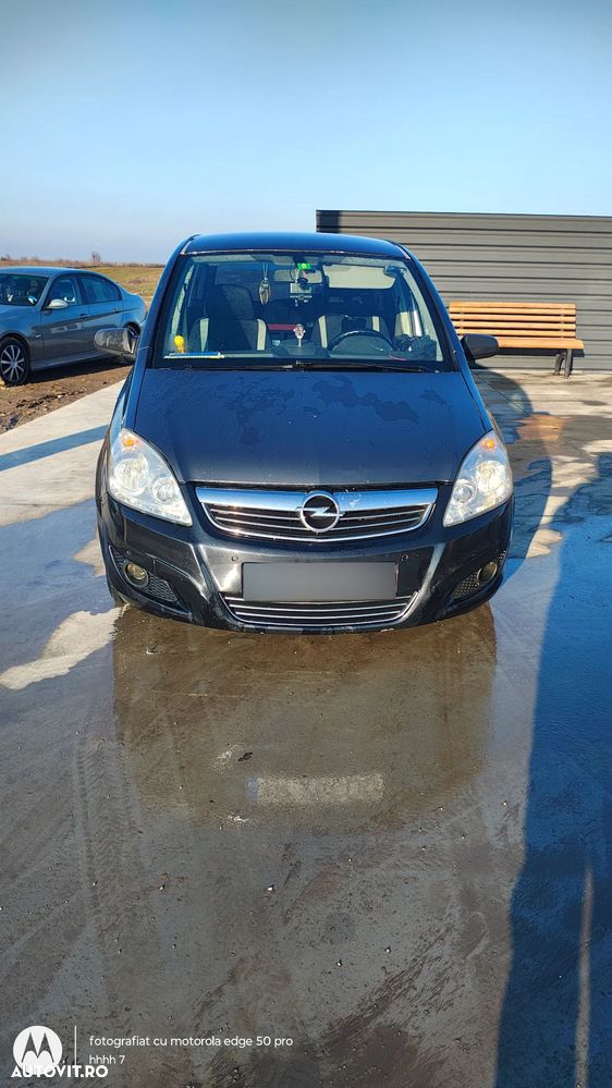 Opel Zafira 1.7 CDTI ecoFLEX Family - 1