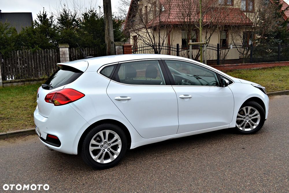 Kia Ceed 1.4 CVVT Vision - 18