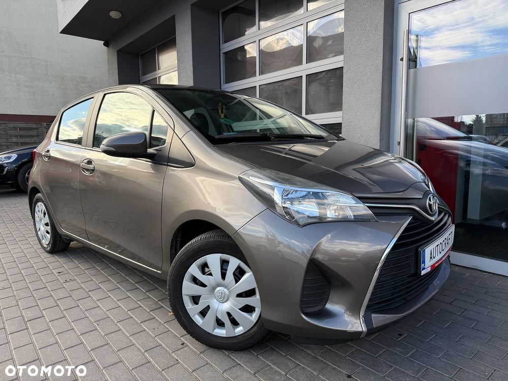 Toyota Yaris 1.33 Active EU6 - 17