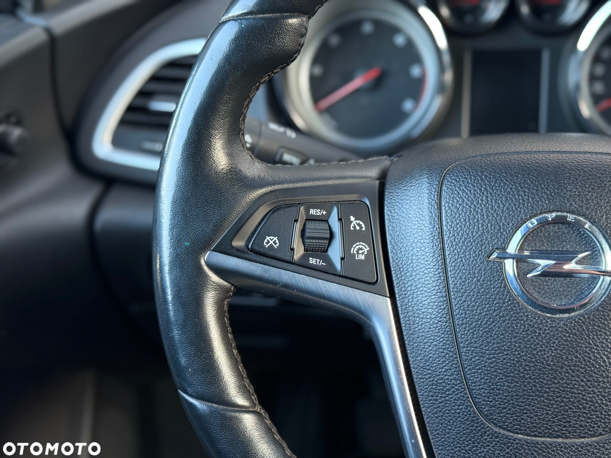 Opel Astra - 10