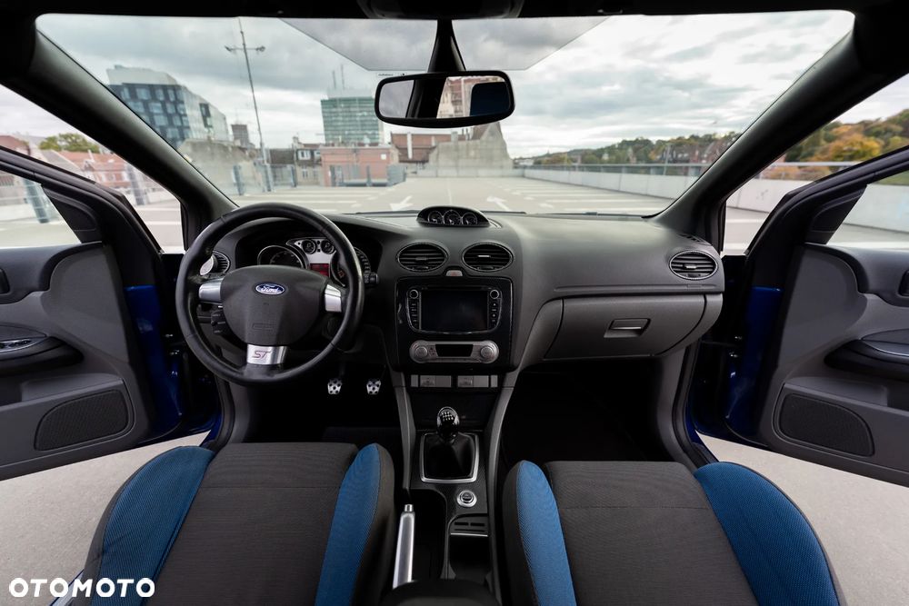 Ford Focus - 20