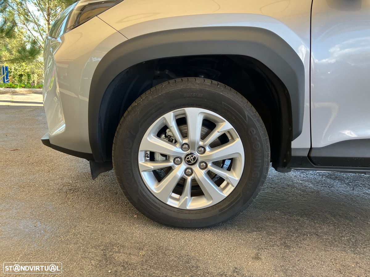 Toyota Yaris Cross - 15
