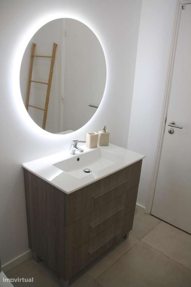 Quarto - localizado em Cascais Lisbon - Grande imagem: 3/13