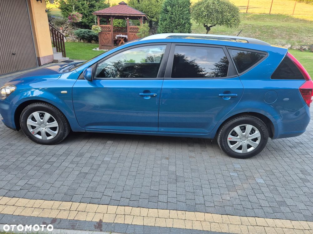 Kia Ceed - 6