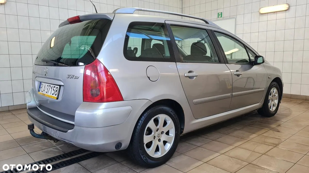 Peugeot 307 SW 135 Premium - 5