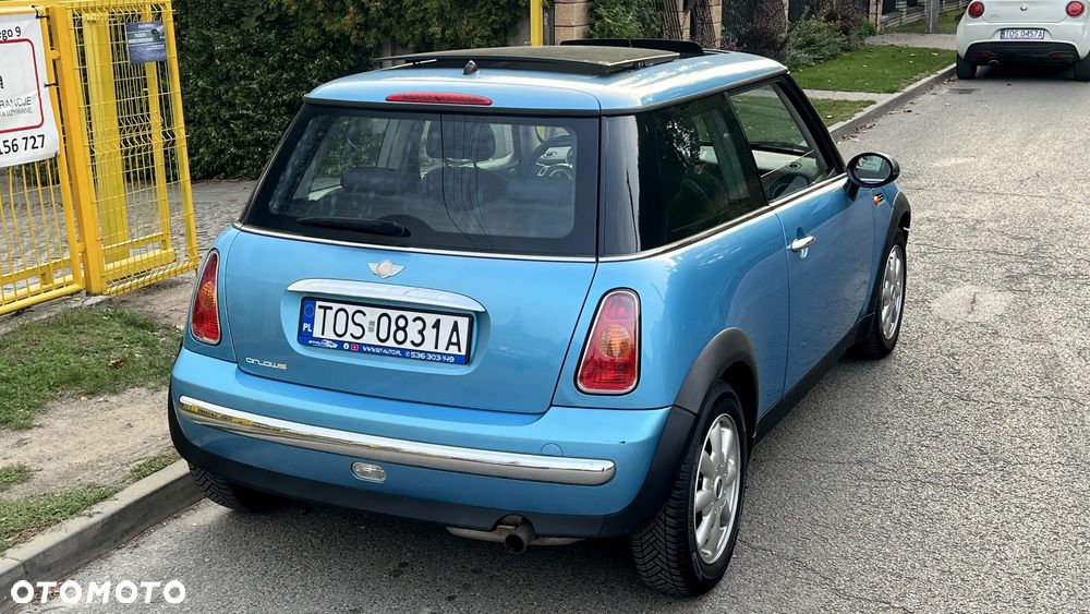 MINI ONE 2003