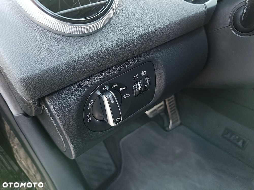 Audi A3 Sportback 1.6 TDI DPF Attraction S tronic - 18