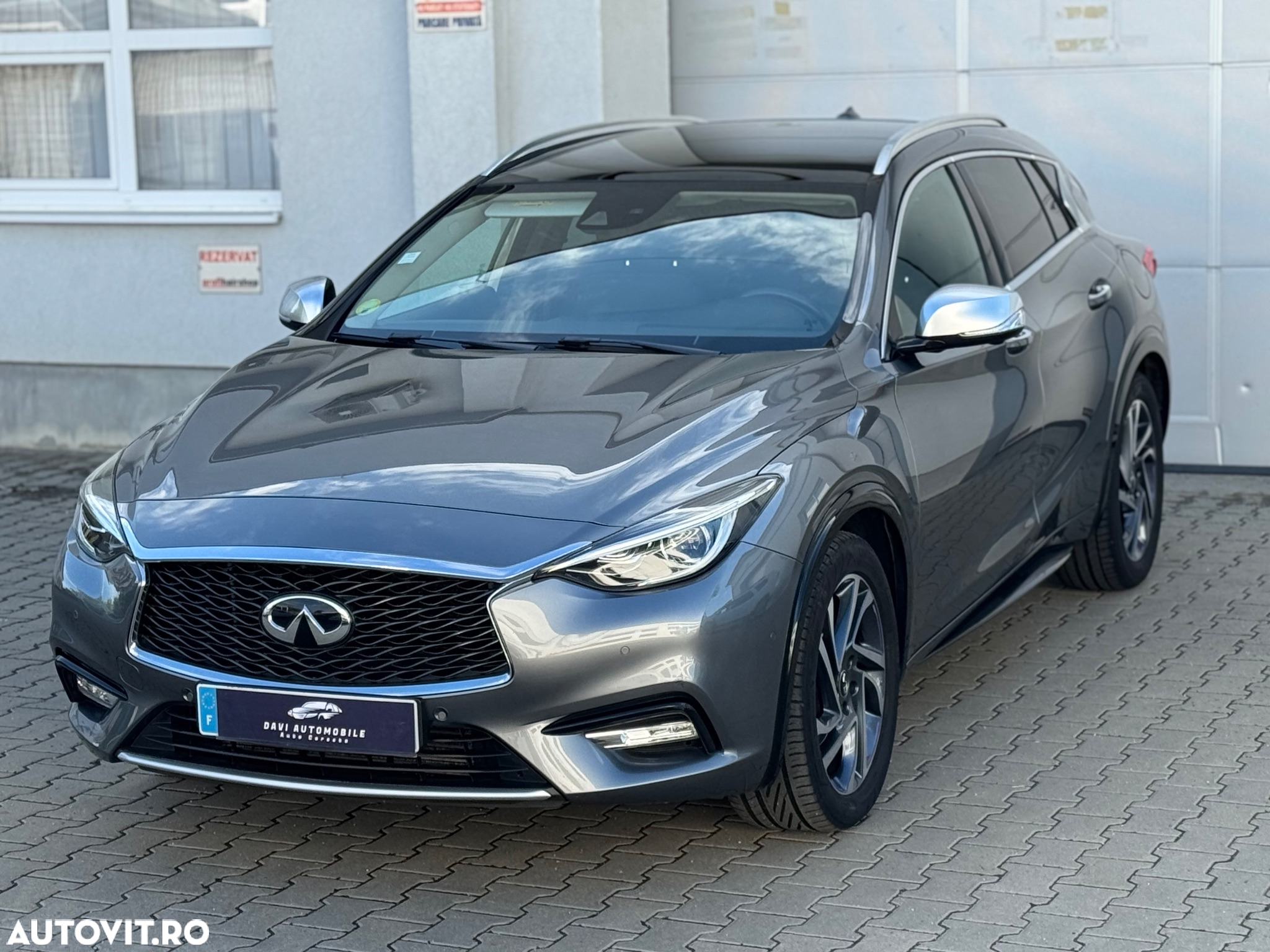 Infiniti Q30 1.5d Premium Tech - 20