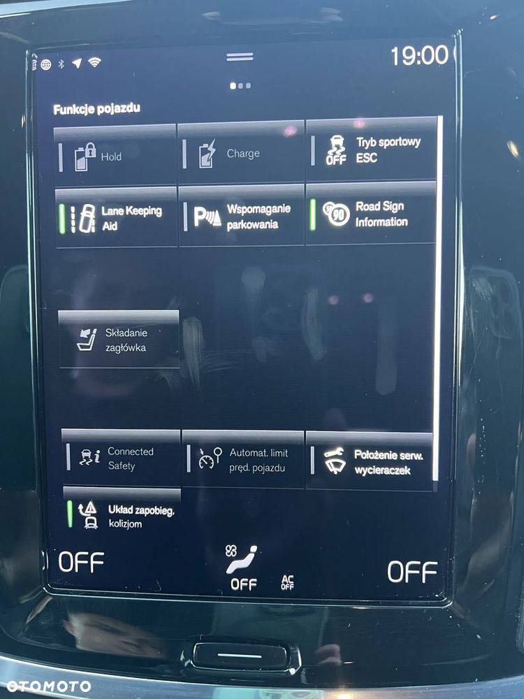 Volvo V60 T8 AWD Recharge Geartronic RDesign - 13