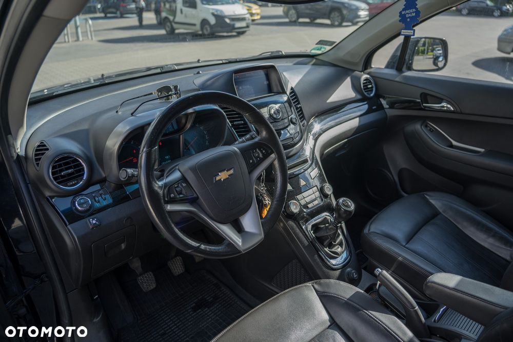 Chevrolet Orlando - 10
