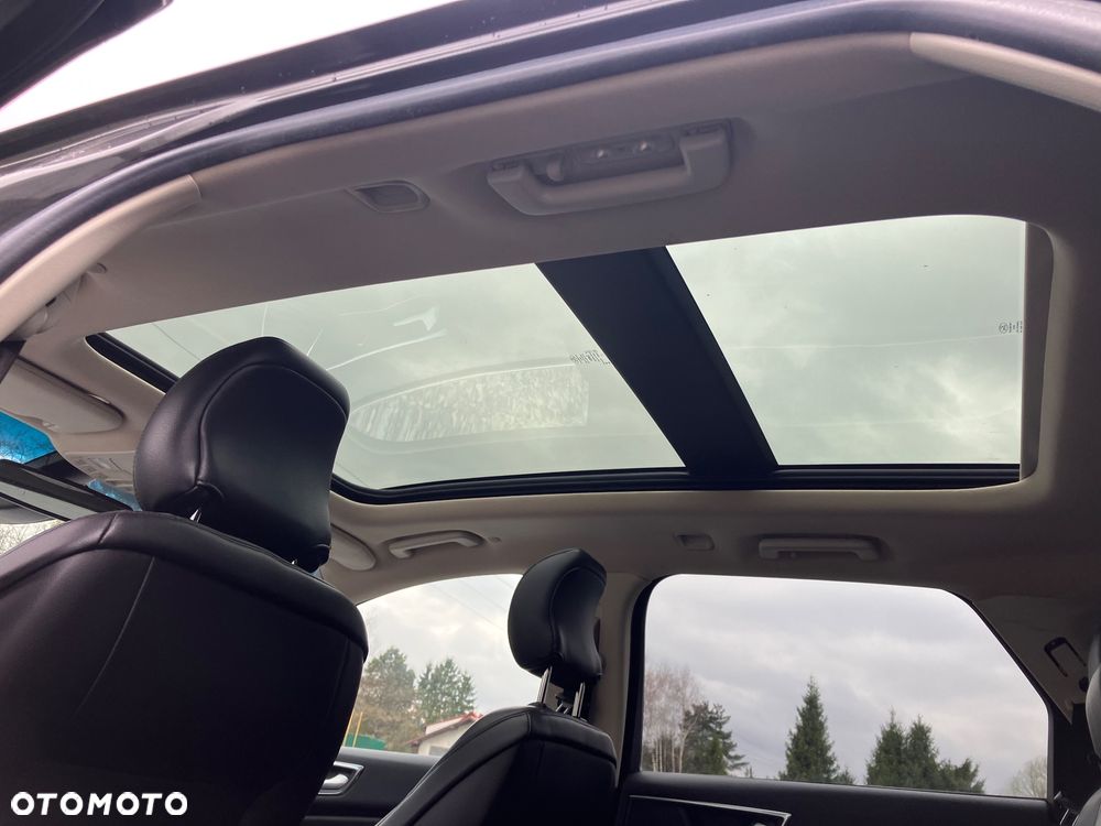 Ford Edge 2.0 TDCi Bi-Turbo 4x4 Titanium - 33