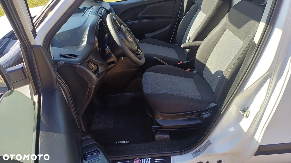 Fiat DOBLO - 23