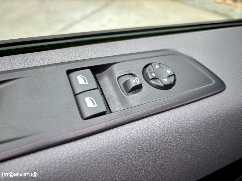 Citroën Jumpy 2.0 HDI Versão Longa - 35