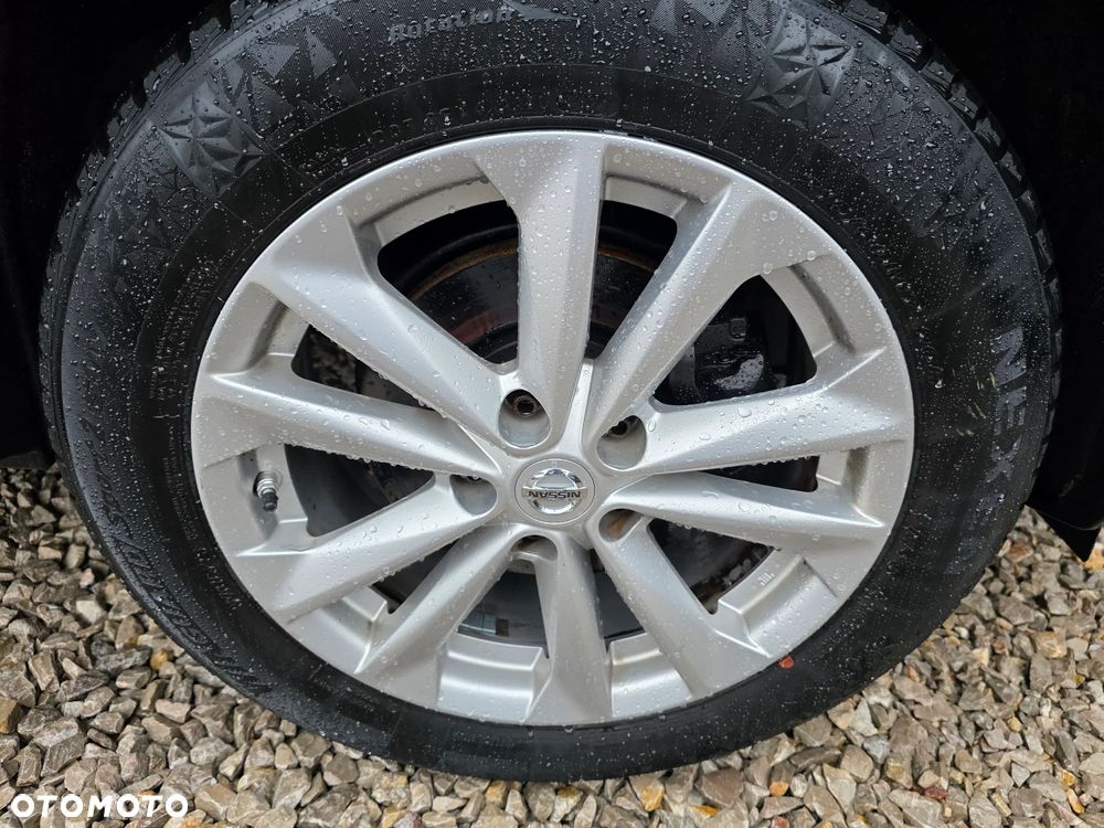 Nissan Qashqai 1.5 dCi N-Connecta - 11