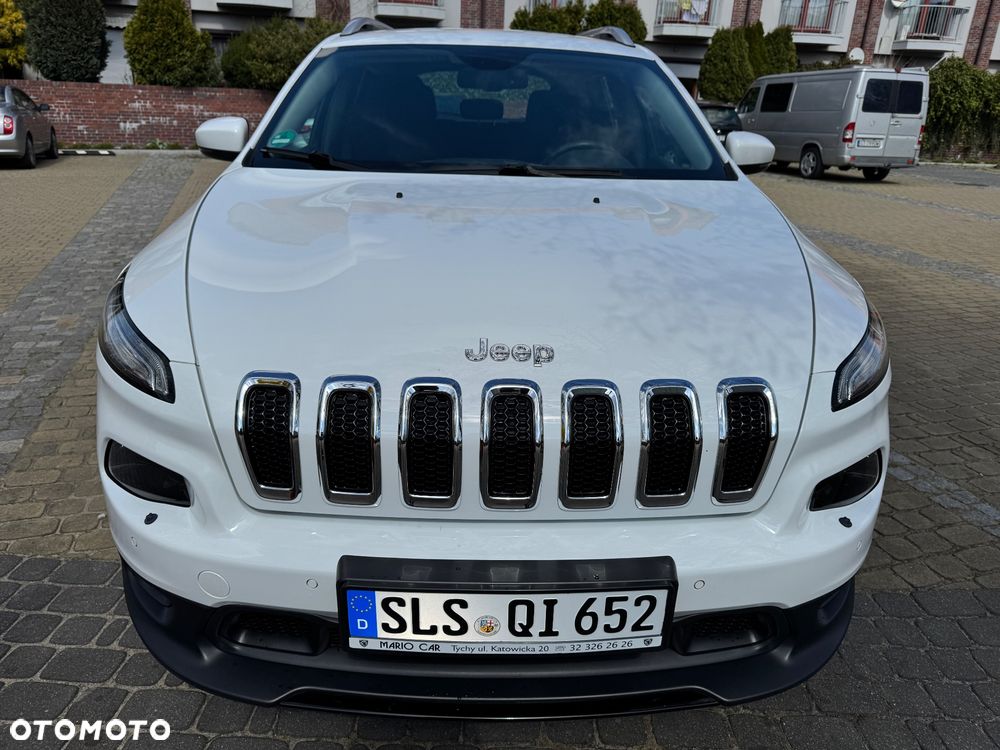 Jeep Cherokee - 15