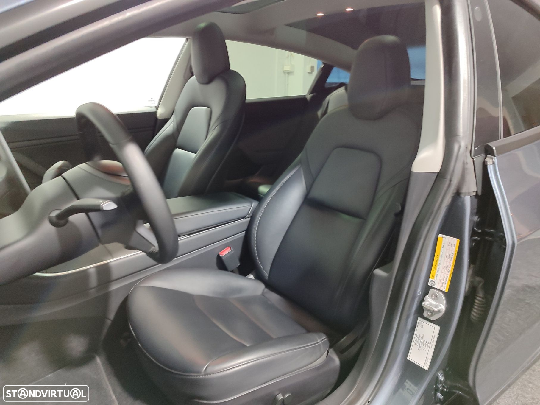 Tesla Model 3 Performance Dual Motor AWD - 12